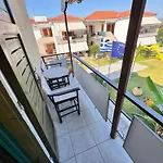 Ξενοδοχείο με διαμερίσματα Alexaria Holidays Homes 3*