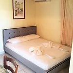 Ξενοδοχείο με διαμερίσματα Alexaria Holidays Homes