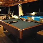 Alexaria Holidays Homes 3* Φρύνι