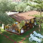 Alexaria Holidays Homes Φρύνι