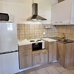 Ξενοδοχείο με διαμερίσματα Alexaria Holidays Homes Φρύνι