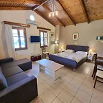 Ξενοδοχείο με διαμερίσματα Alexaria Holidays Homes