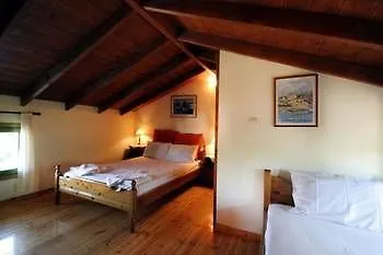 Aparthotel Alexaria Holidays 3*