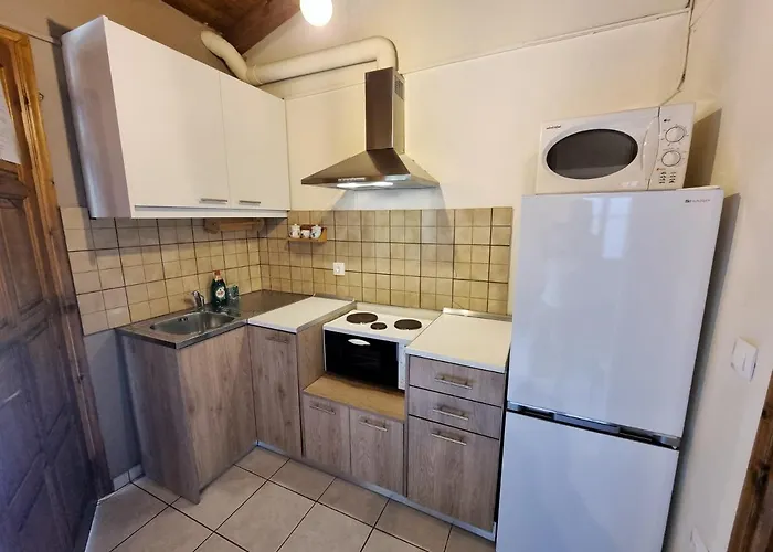 Alexaria Holidays Homes 4* Frínion
