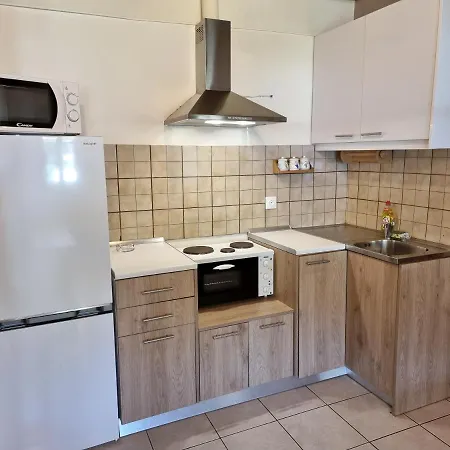 Alexaria Holidays Hotel apartamentowy