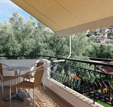 Hotel apartamentowy Alexaria Holidays Frínion