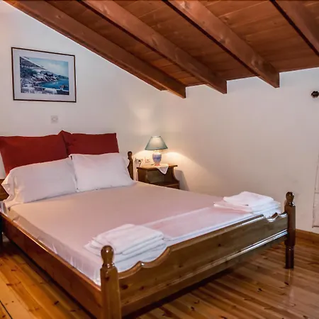 Alexaria Holidays Homes 4*