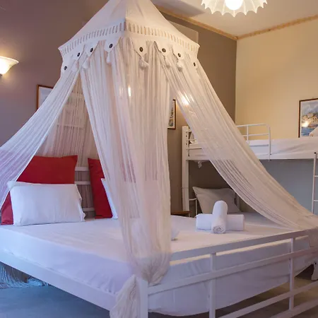 Alexaria Holidays Homes Aparthotel