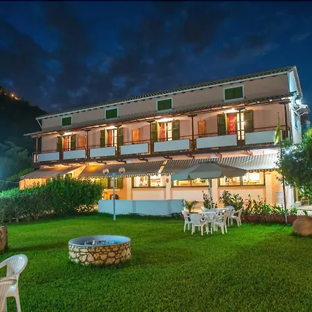 Hotel de apartamente Alexaria Holidays Homes Frínion