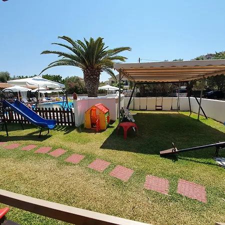 Alexaria Holidays Homes 4*