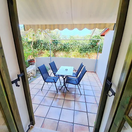 Alexaria Holidays Homes 4*