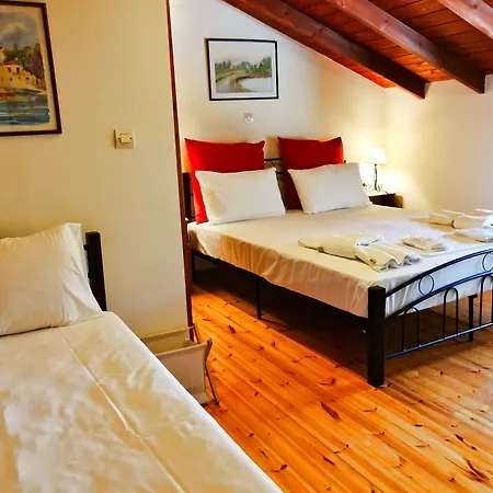 Alexaria Holidays Homes 4* Frínion
