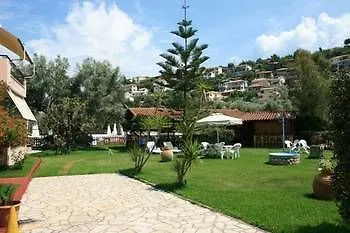 Hotel apartamentowy Alexaria Holidays Frínion