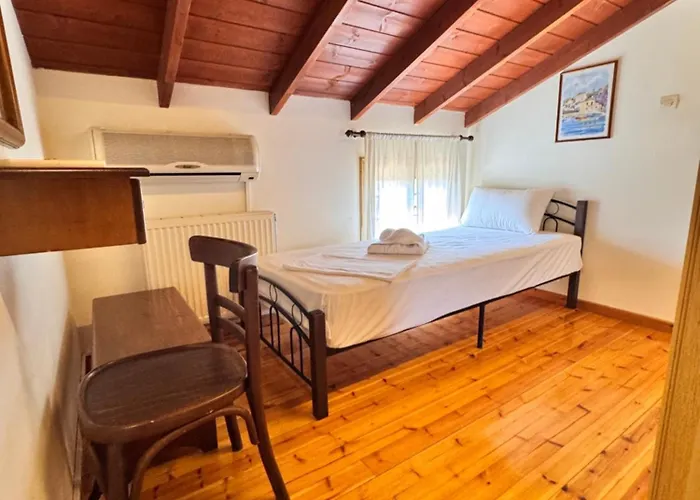 Alexaria Holidays Homes Aparthotel Frínion