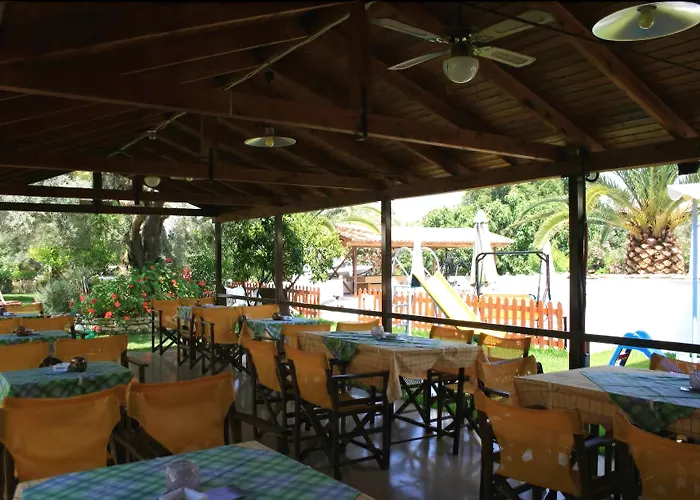 Alexaria Holidays Homes 4* Frínion