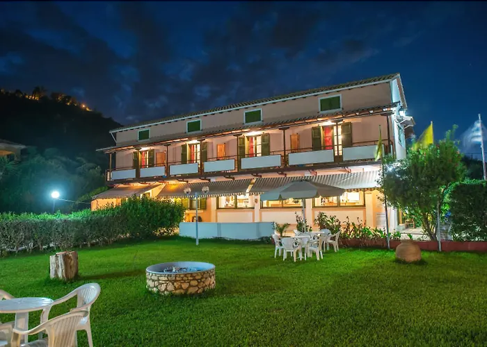 Aparthotel Alexaria Holidays Homes Frínion