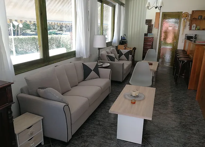 Alexaria Holidays Homes Aparthotel Frínion